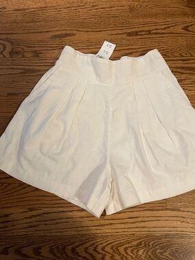 NWT White Linen Blend Pull-On Abercrombie Shorts